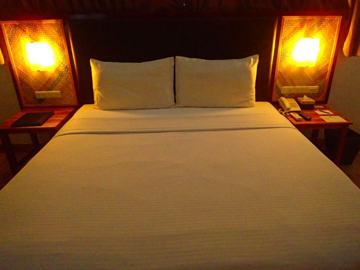 Aozora Seaside Mactan Hotel Lapu-Lapu City Exterior foto